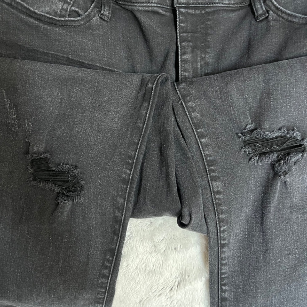 Judy Blue Size 15/32 Black Distressed High Rise Slim Fit NWT - Picture 10 of 12